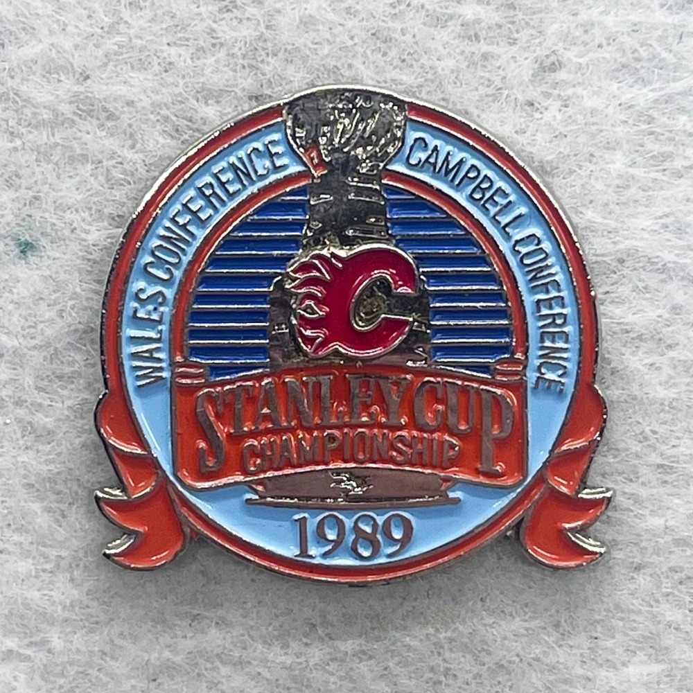🔮 5/$25 Vintage NHL 1989 Stanley Cup Championship Calgary Flames Hockey Pin